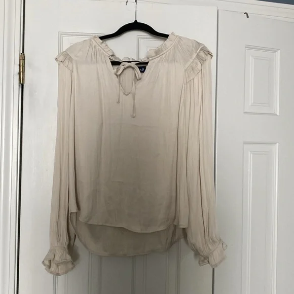 Smooth fabric off-white shirt from GAP; new with tags! - Picture 2 of 6